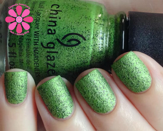 China Glaze Glow In The Dark Nail Polish Topcoat - Ghoulish Glow