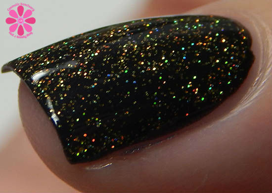 Ninja Polish Infinity Gems Collection Infinity Gauntlet Swatch Macro