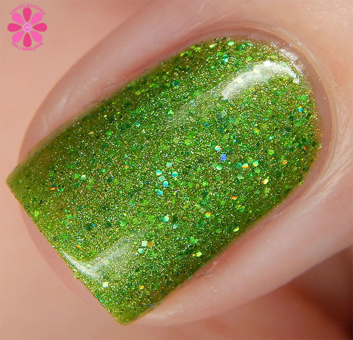 August Addicted to Holos Indie Box Literary Lacquers Can't Work by Lime Light Swatch Macro