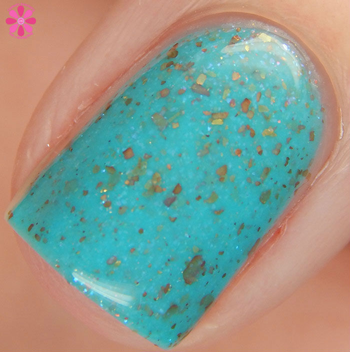 Scofflaw Nail Varnish Winter 2016 Collection Diamond Dogs Swatch Macro