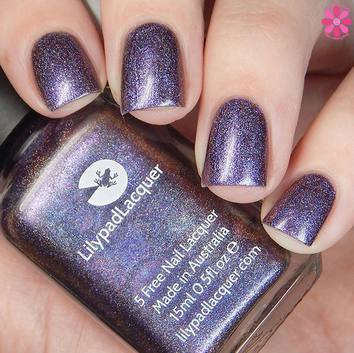 Lilypad Lacquer The Fashionista Collection Edgy Swatch