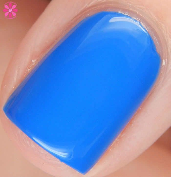 OPI Hello Kitty Collection OPI My Pal Joey Swatch Macro