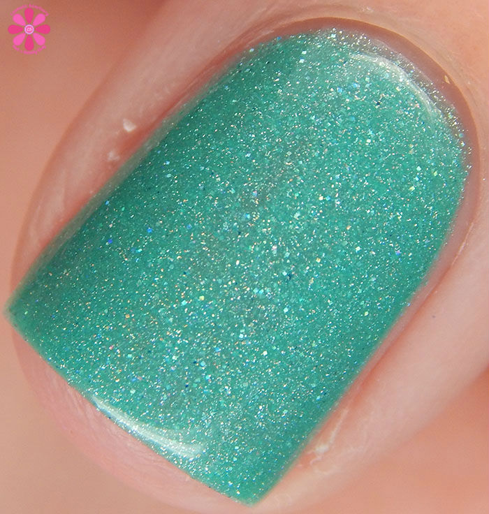 Powder Perfect Quest For Paradise Collection There Be Mermaids Swatch