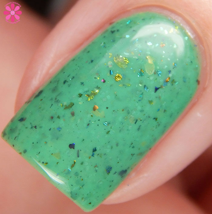 Great Lakes Lacquer April 2016 A Box Indied If You Swatch It They Will Come Macro