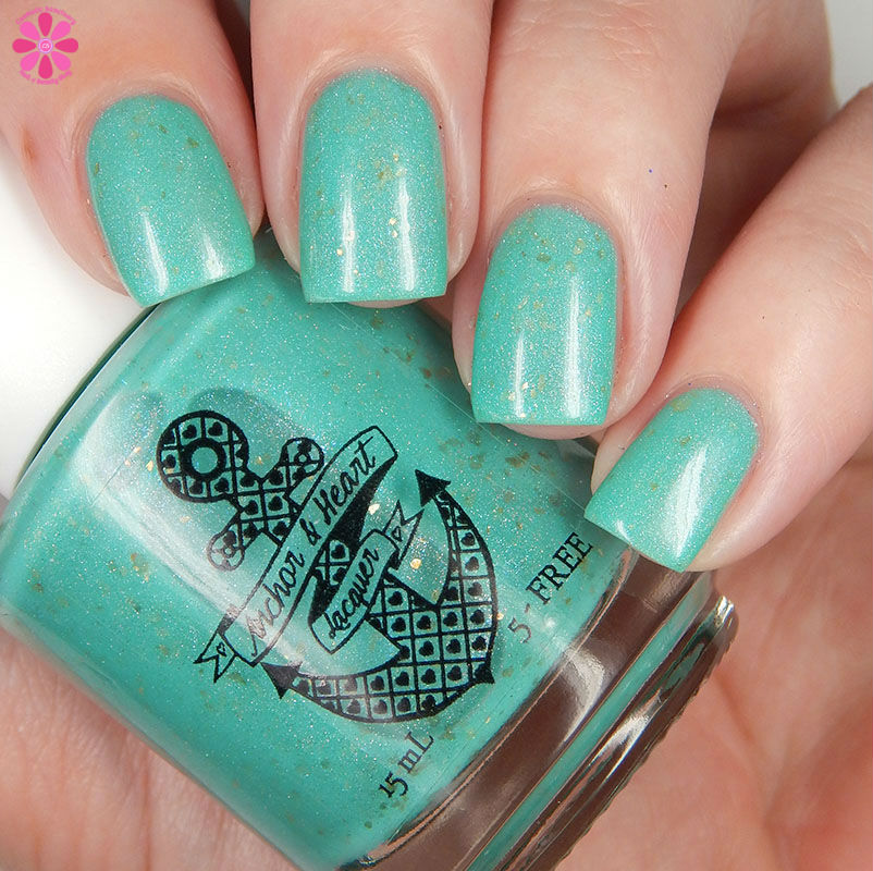 Anchor and Heart Manna's Marvelous Masterpiece Down