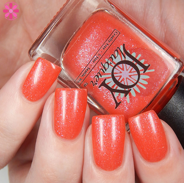 Joy Lacquer Coral Fixation Up