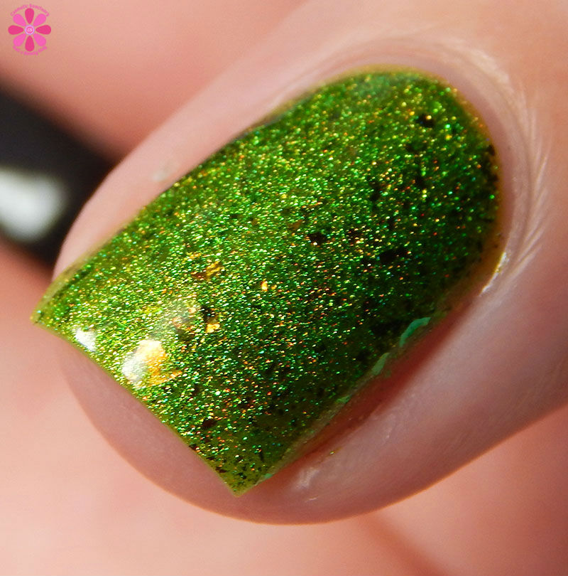 Lilypad Lacquer Disgust Side