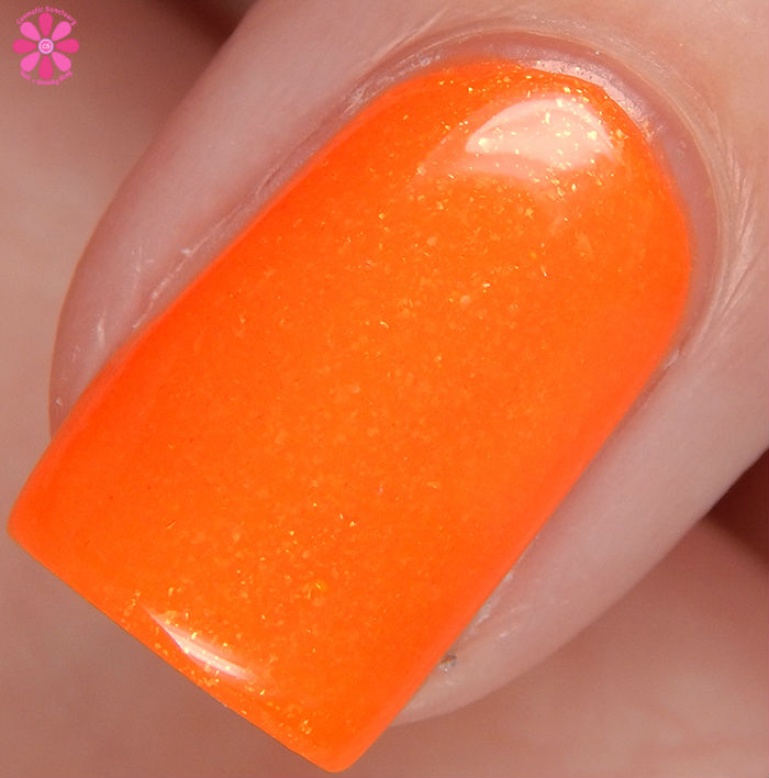 le polish Melt Your Popsicle Macro