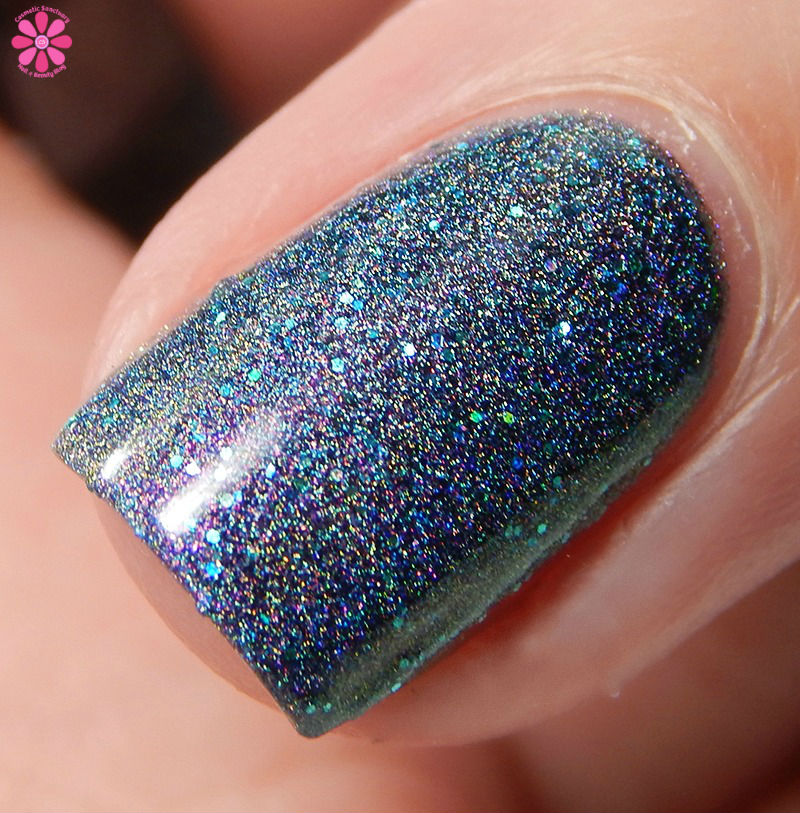 Girly Bits What Happens In Vegas Ends Up On Twitter Side