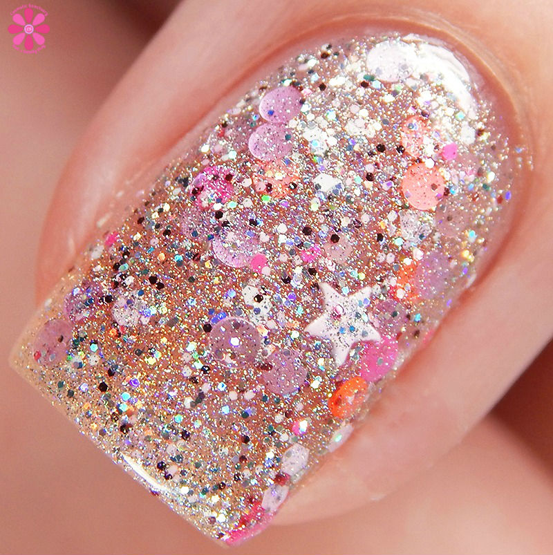 Glam Polish Peach Has Got It Macro