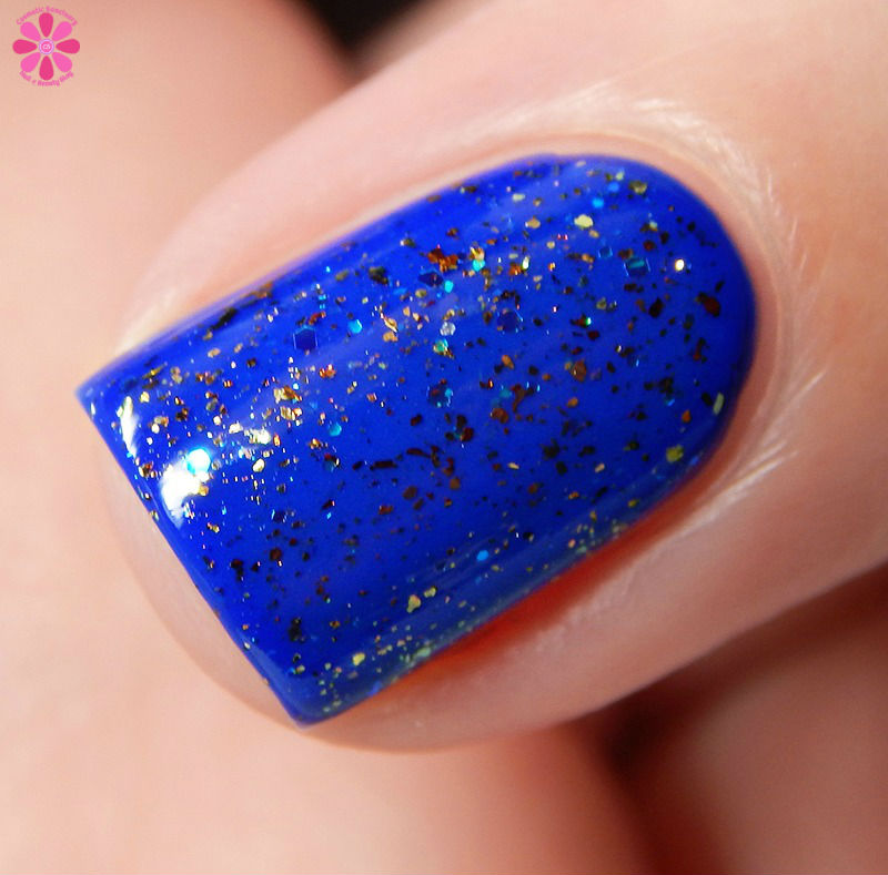 Pahlish August 2016 COTM Golden Egg Side