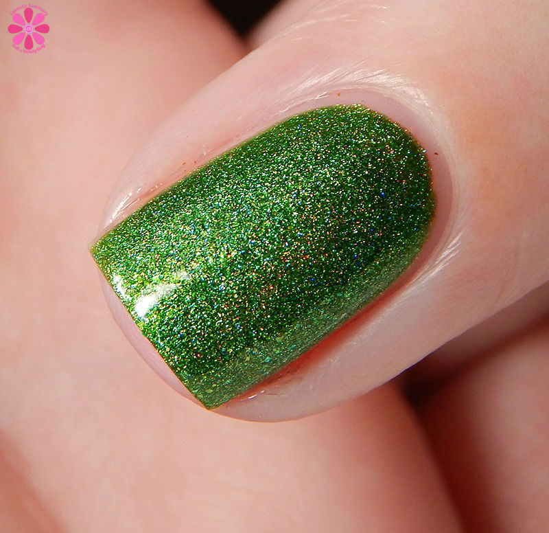 pahlish-ghost-of-granny-smith-side
