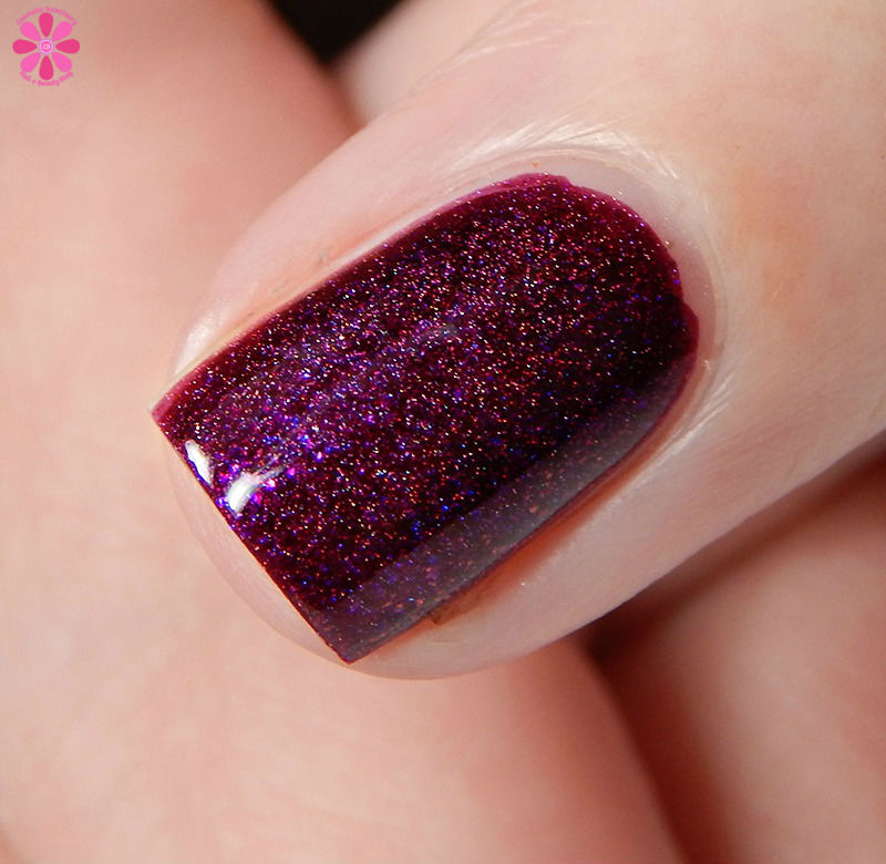 pahlish-strawberry-moon-side