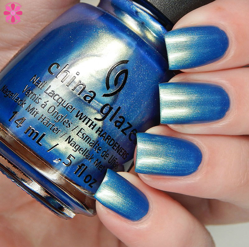 china-glaze-seas-and-greetings-holiday-2016-collection-joy-to-the-waves