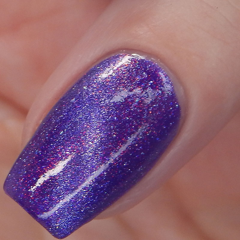 We All Heart Nail Art! Tips For Accessorizing Nails with Swarovski Crystals  - Rainbows of Light.com, Inc.